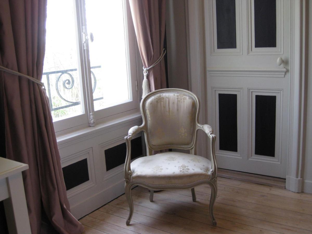 Chateau De Launay Méry-Corbon Rom bilde